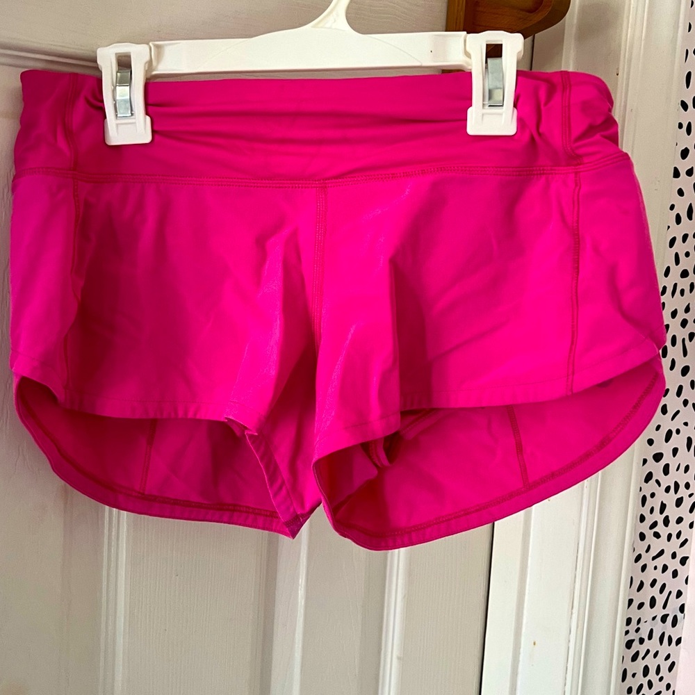Women’s hot pink lululemon speed up shorts